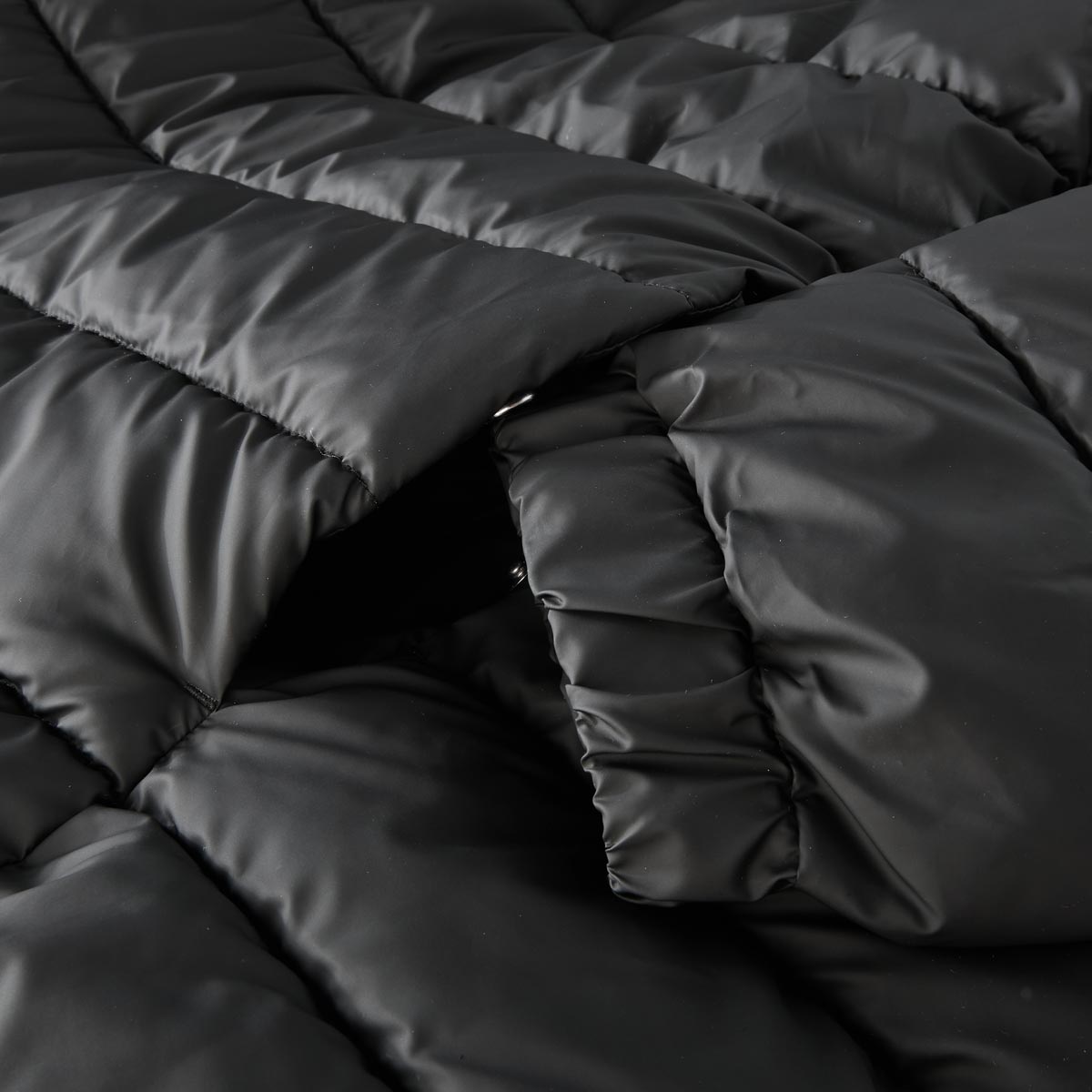 Jack&Jones Wattierte Steppjacke, winddicht und wasserabweisend schwarz