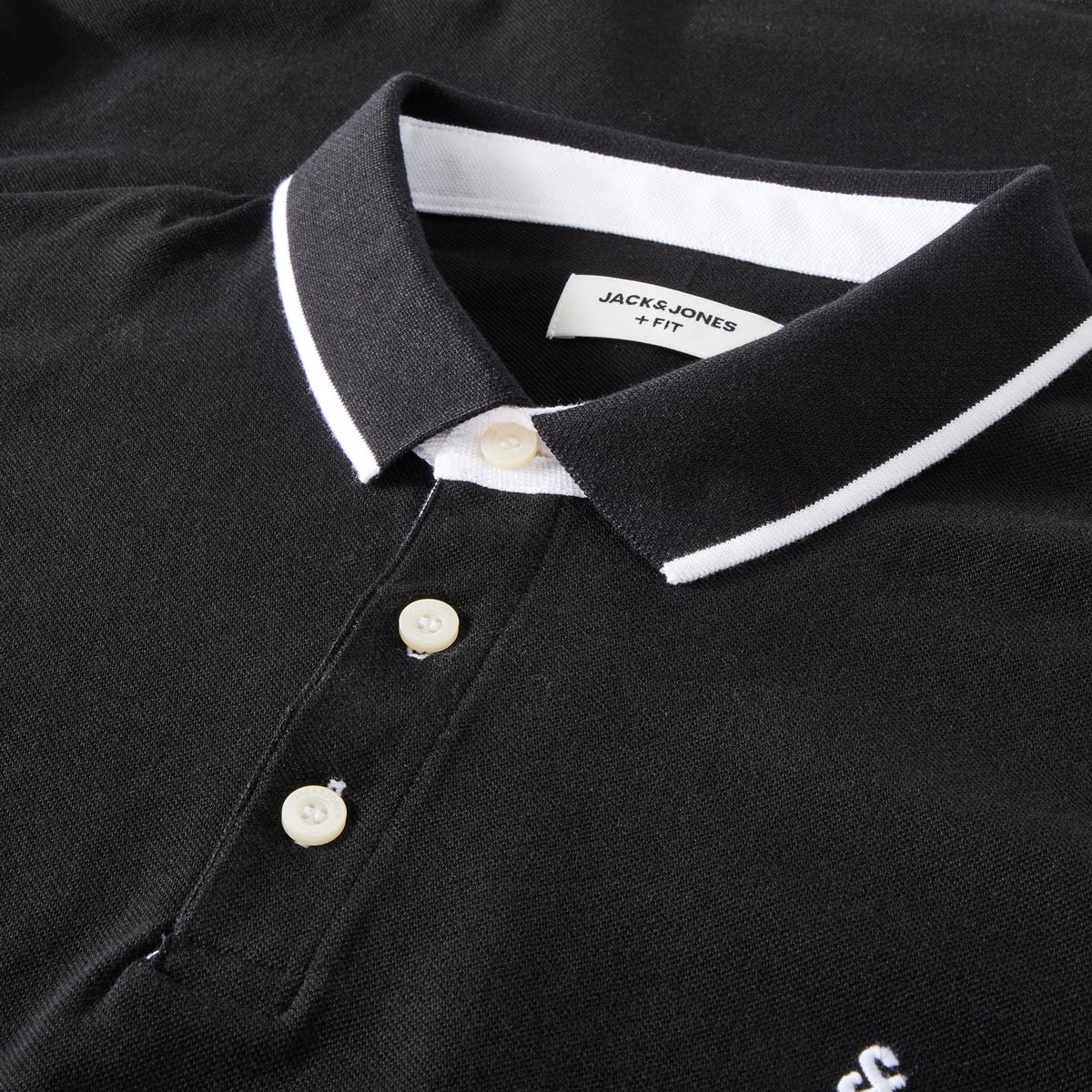 Jack&Jones Poloshirt mit Kontrastdetails schwarz