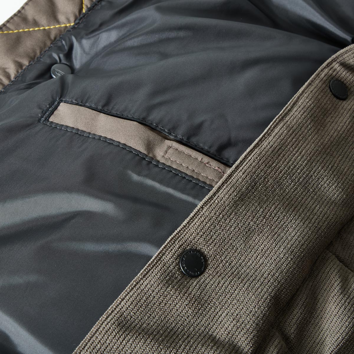 camel active Winter-Steppjacke mit Cord-Details braun