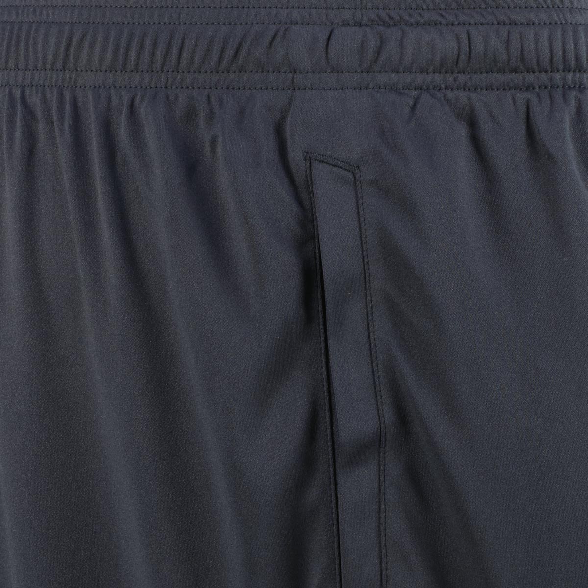 Under Armour Jogging-Shorts, schnelltrocknend schwarz