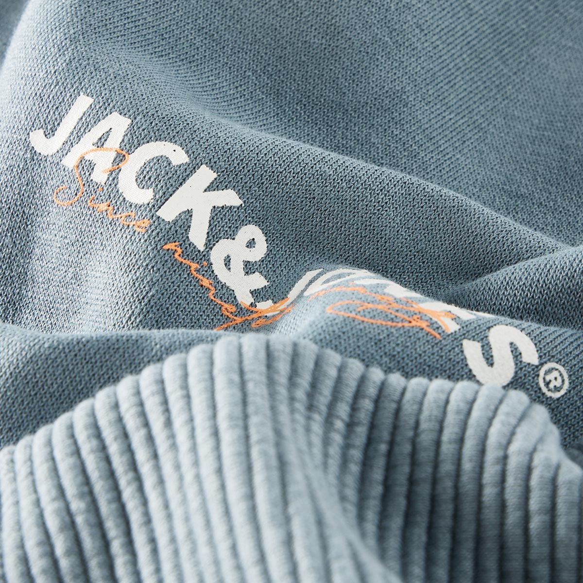 Jack&Jones Sweatjacke aus Materialmix grau
