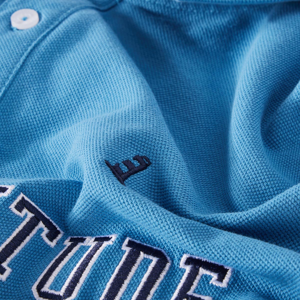 North Poloshirt mit Label-Stickerei mittelblau