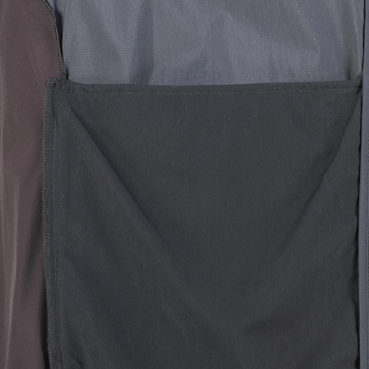 BOSS Leichte Jacke mit Stretch, atmungsaktiv schwarz