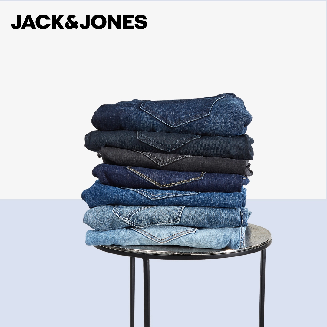 Gestapelter Hosenstapel von Jack & Jones in verschiedenen Denim-Waschungen für große Größen