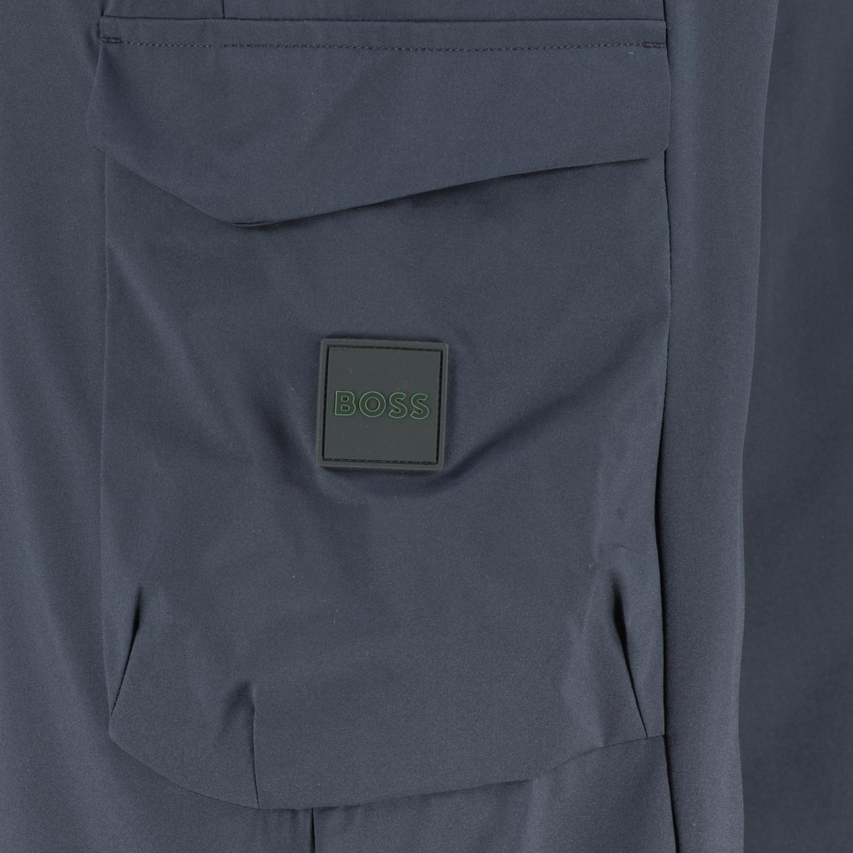 BOSS Leichte Jogpants mit Cargo-Taschen, schnelltrocknend dunkelblau