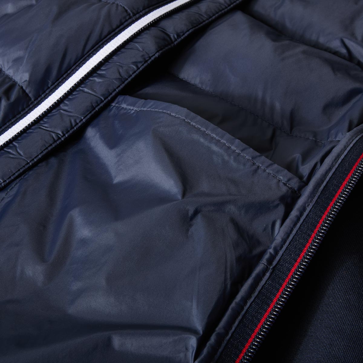 Tommy Hilfiger Sweatjacke mit Kapuze marine