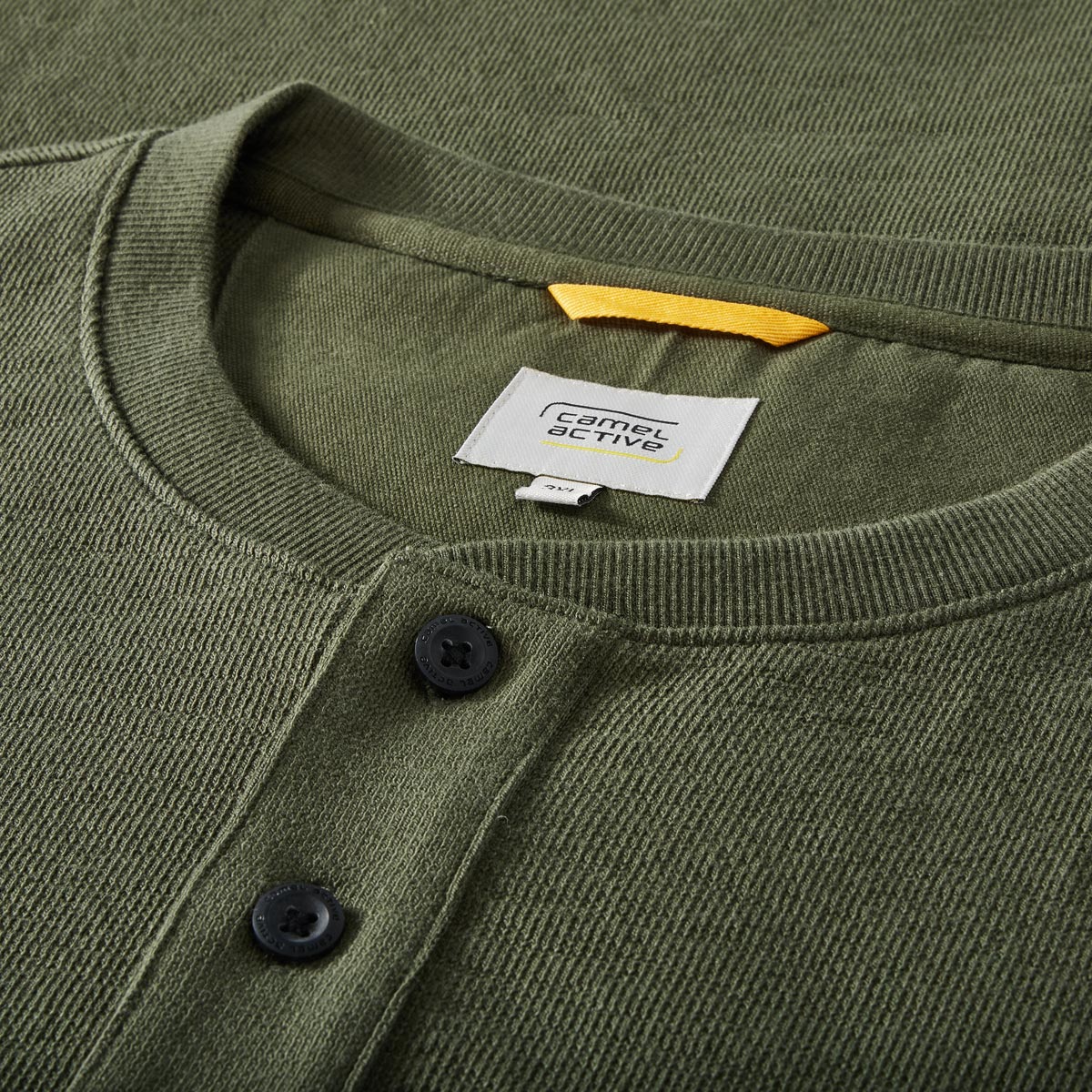 camel active Longsleeve mit Serafinokragen oliv