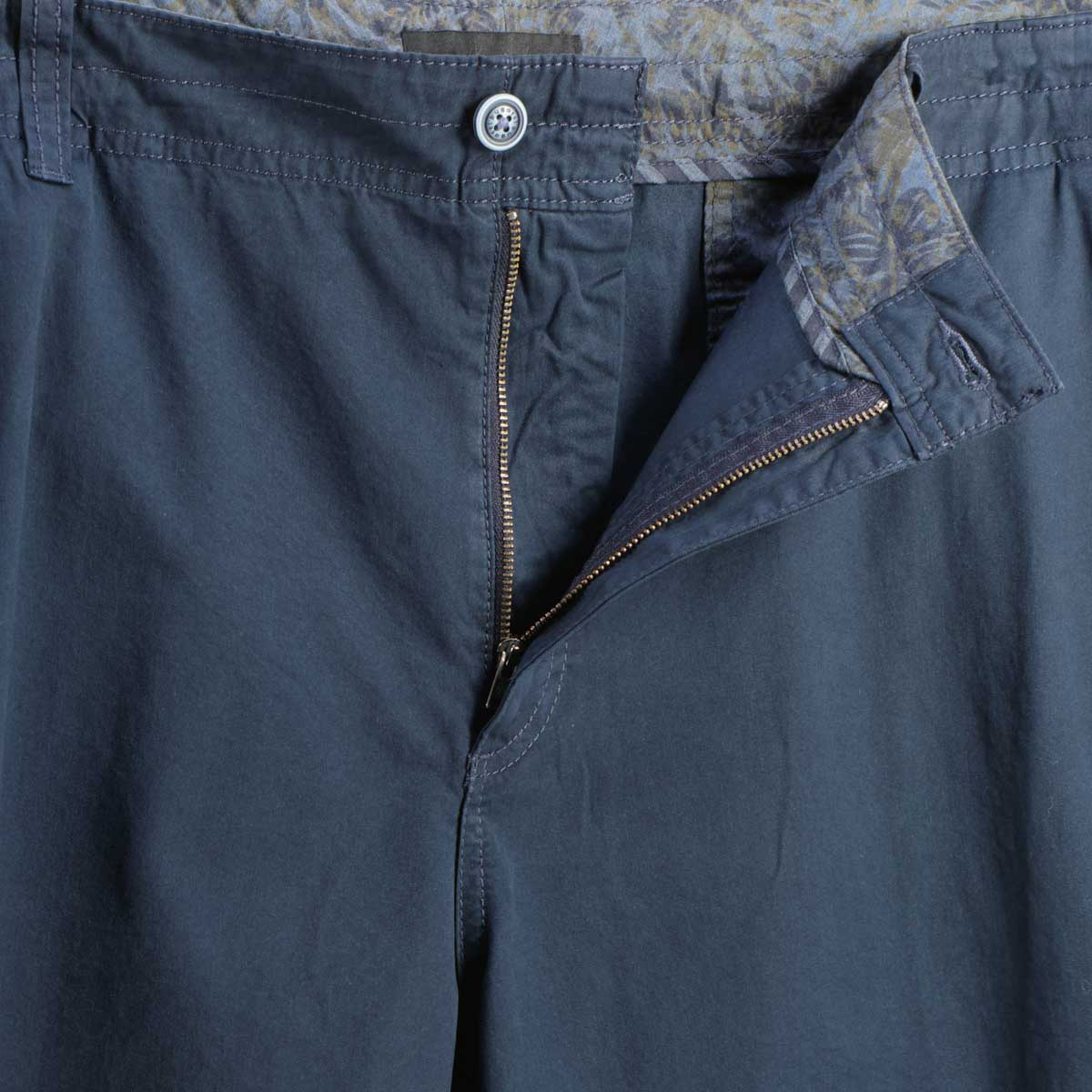 bugatti Cargo-Shorts aus Baumwolle marine