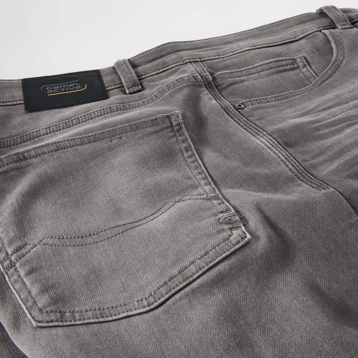 camel active fleXXXactive® Jeans-Shorts "Houston" grau