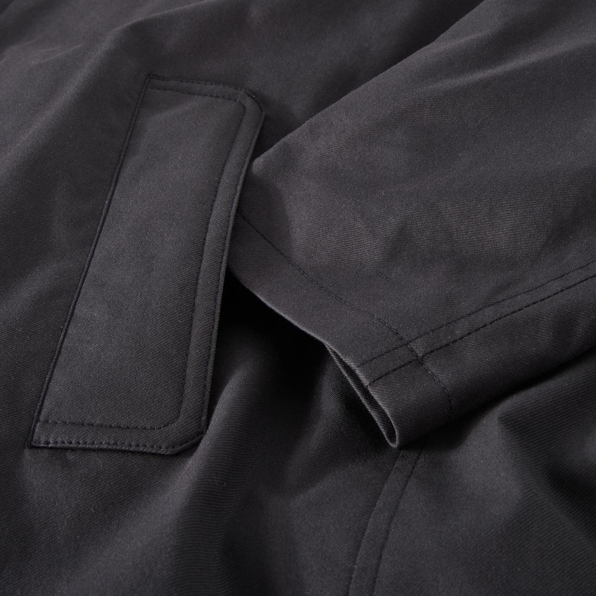 bugatti Kurzmantel mit Coolmax-Ausrüstung, wasserabweisend dunkelblau