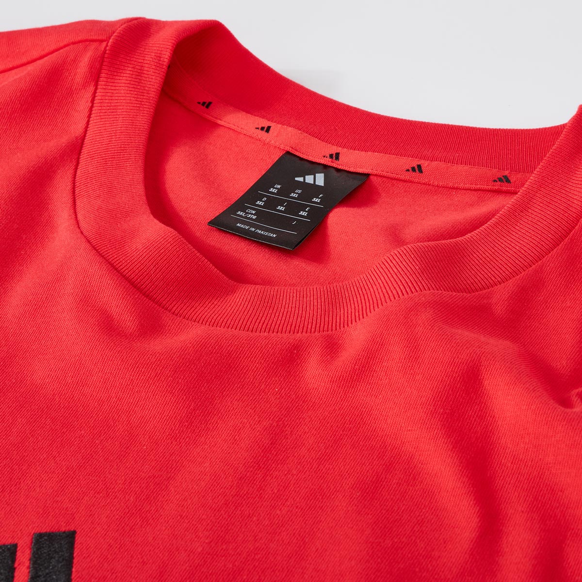 adidas T-Shirt mit Label-Print rot