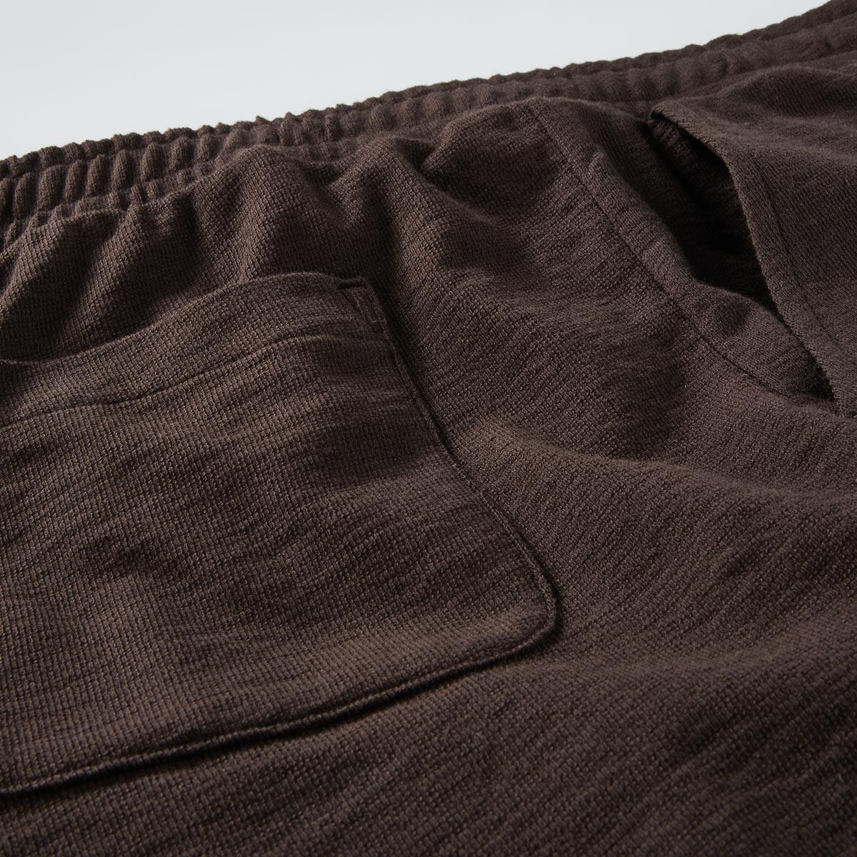 LACOSTE Jogging-Shorts dunkelbraun