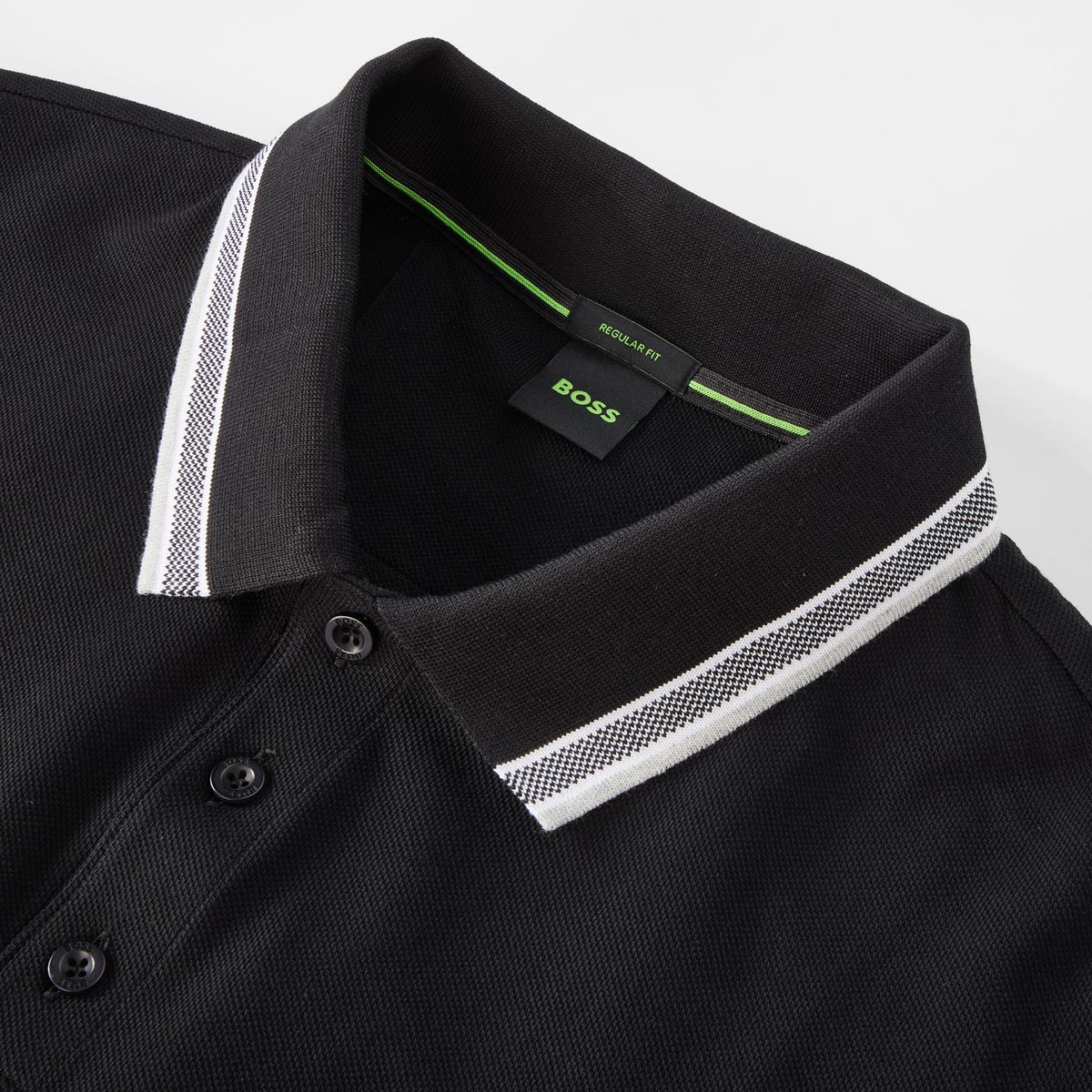 BOSS Poloshirt mit Kontrastdetails schwarz