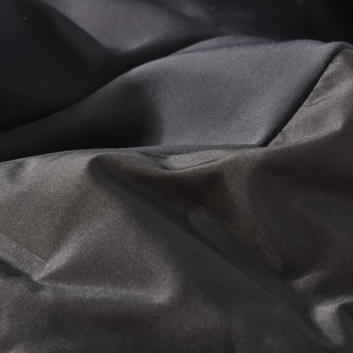 BOSS Gesteppte Softshelljacke, wasserabweisend schwarz