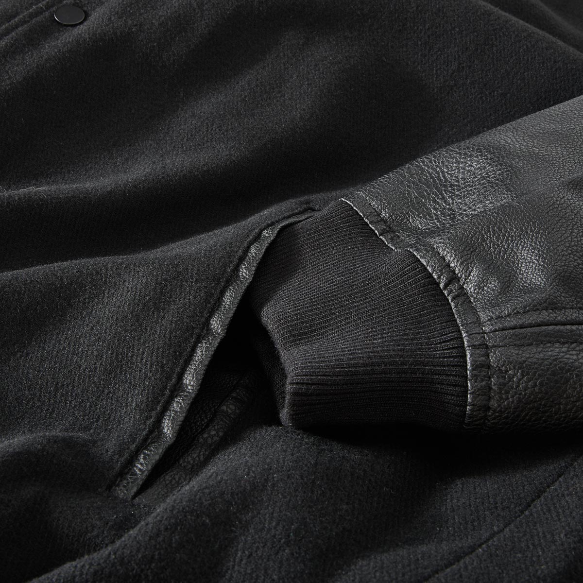 Jack&Jones Blouson im College-Stil schwarz