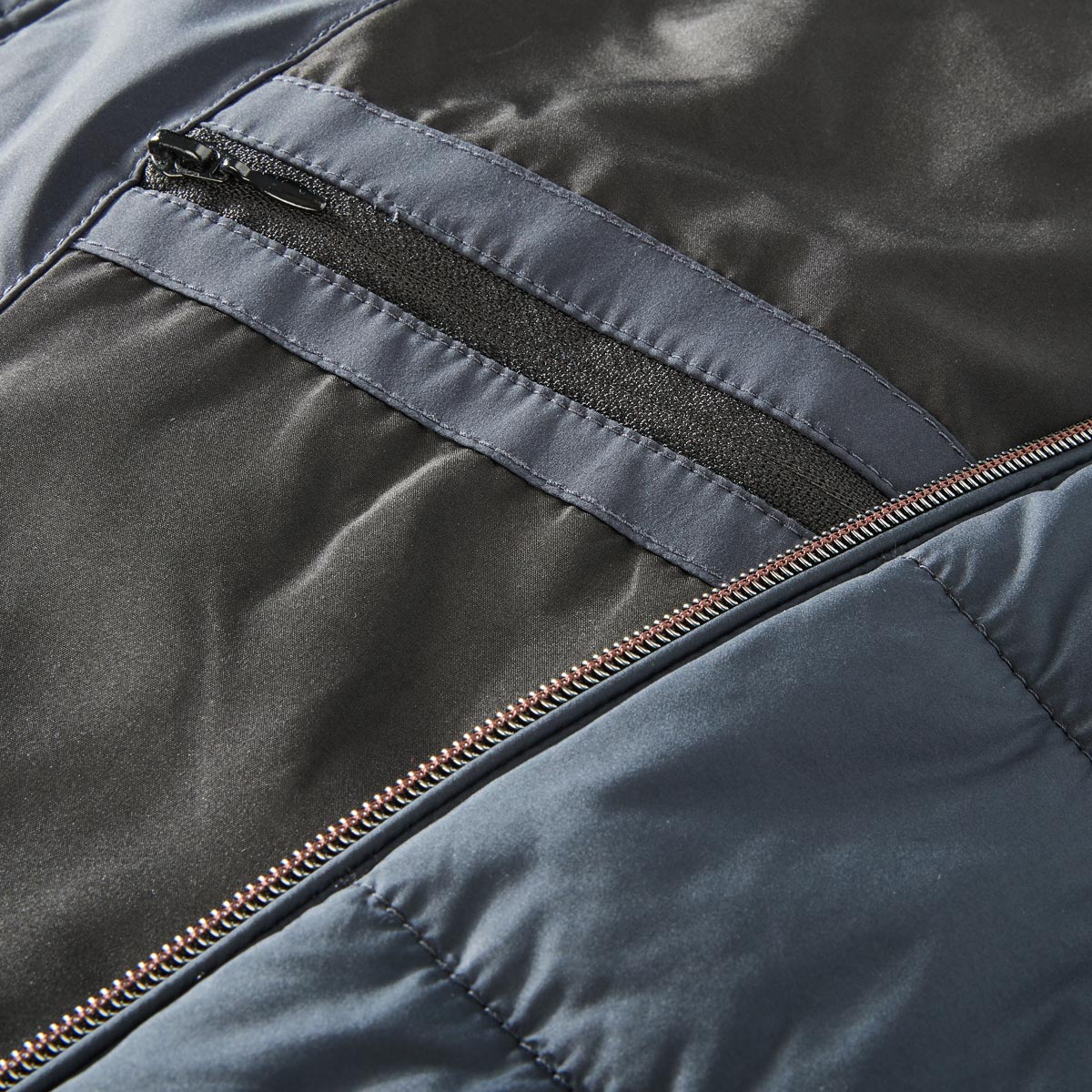 bugatti Steppjacke mit Stretch, wasserabweisend dunkelblau