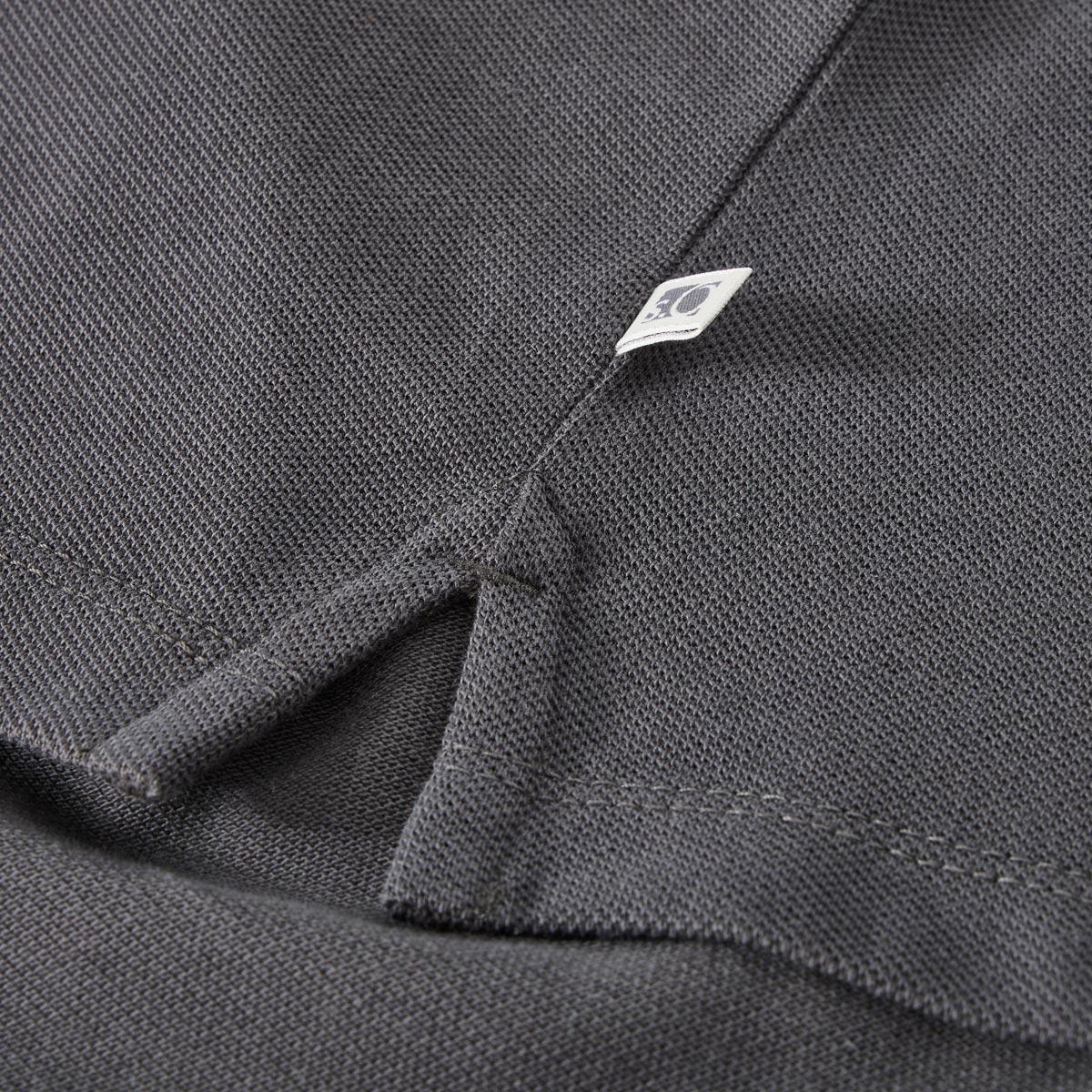 s.Oliver Poloshirt mit Kontrastdetails dunkelgrau