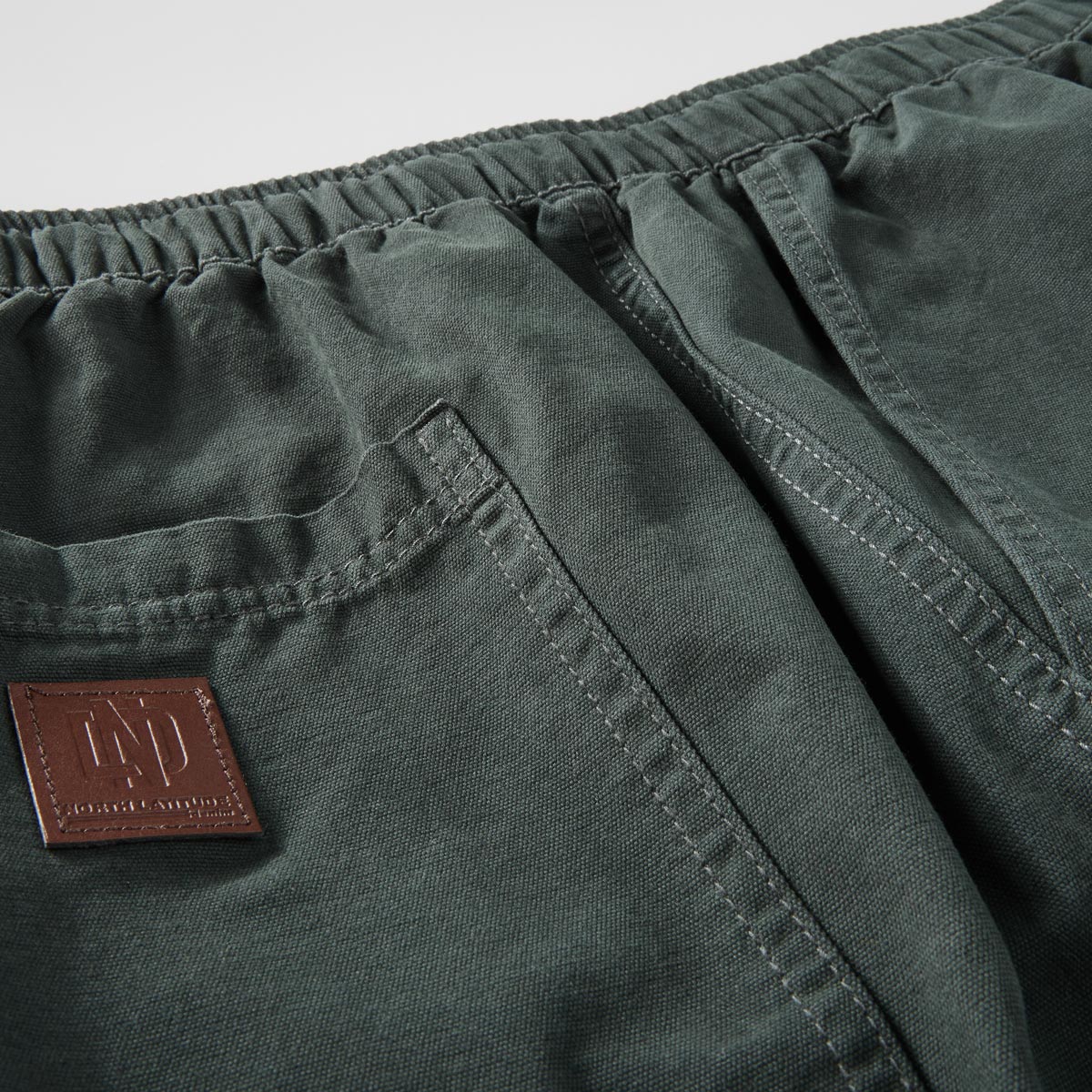 North Chino-Shorts grün