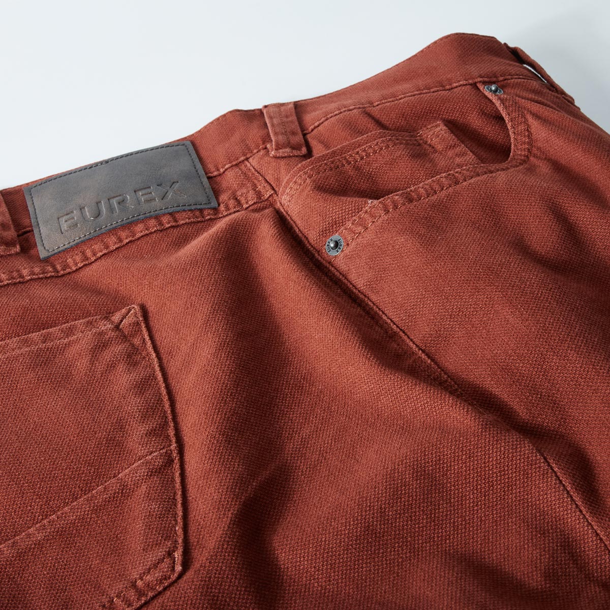 EUREX Jeans „Luke“ mit Stretch, Regular Fit rot