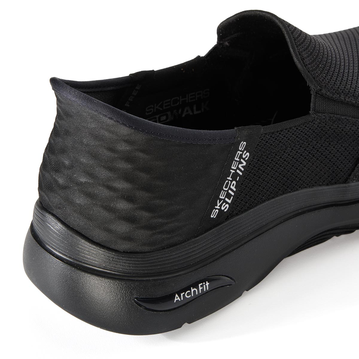 SKECHERS Sneaker Slip-ins "GO WALK Arch Fit", extraweit schwarz