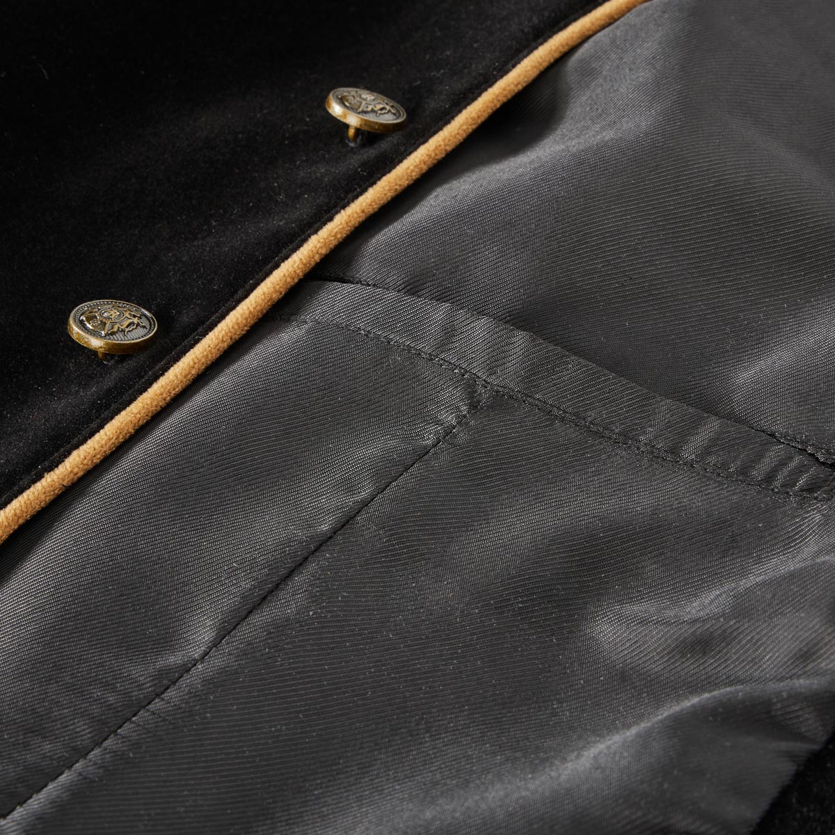 Pfundskerl Trachtenweste aus Samt schwarz