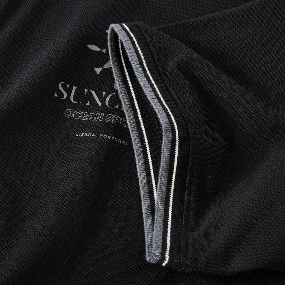 s.Oliver Poloshirt mit Motiv-Print schwarz