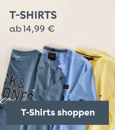 Mehrere T-Shirts in Blau- und Gelbtönen nebeneinander ausgelegt