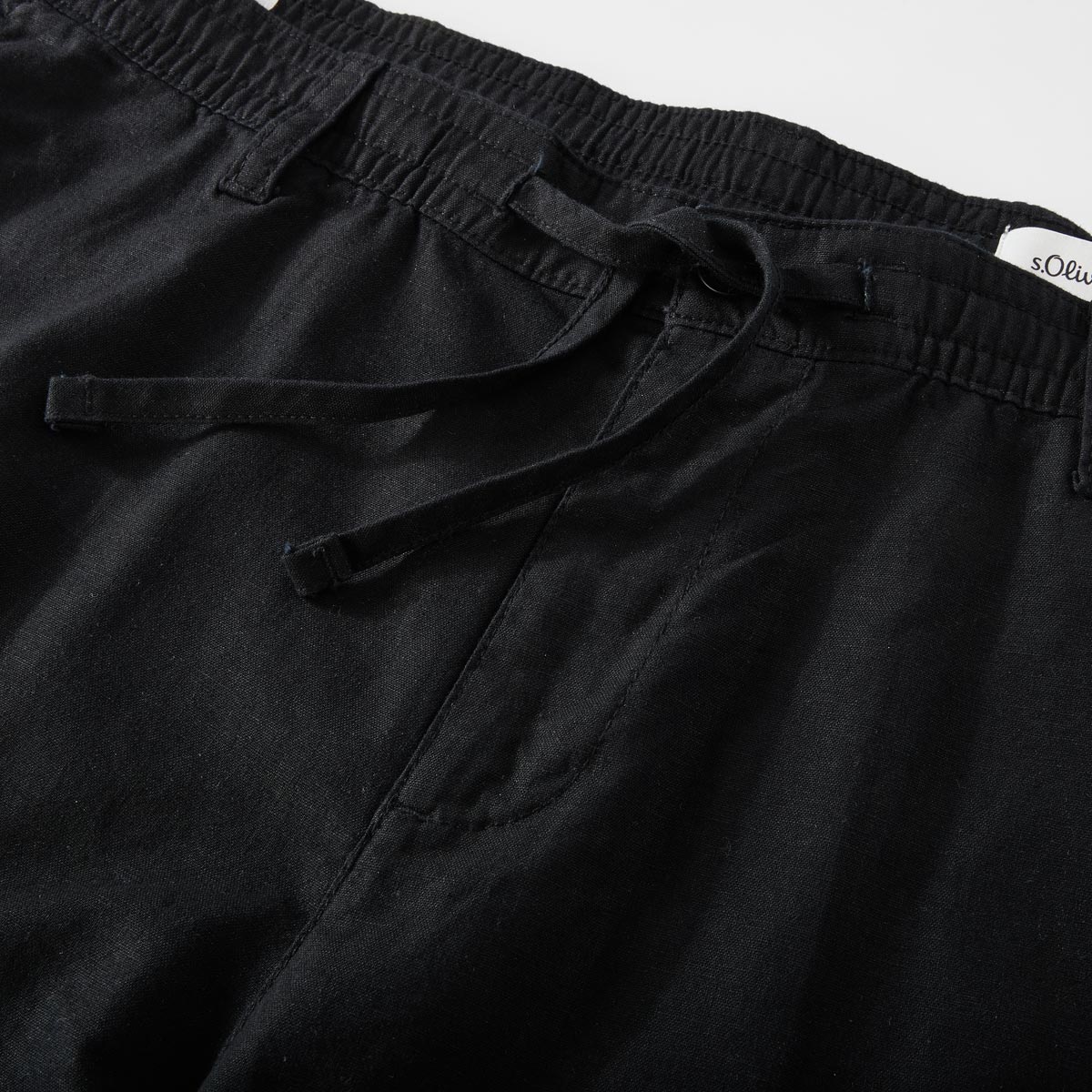 s.Oliver Chino-Shorts mit Leinen schwarz