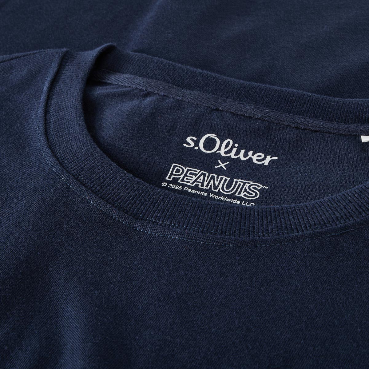 s.Oliver T-Shirt mit Stickerei dunkelblau