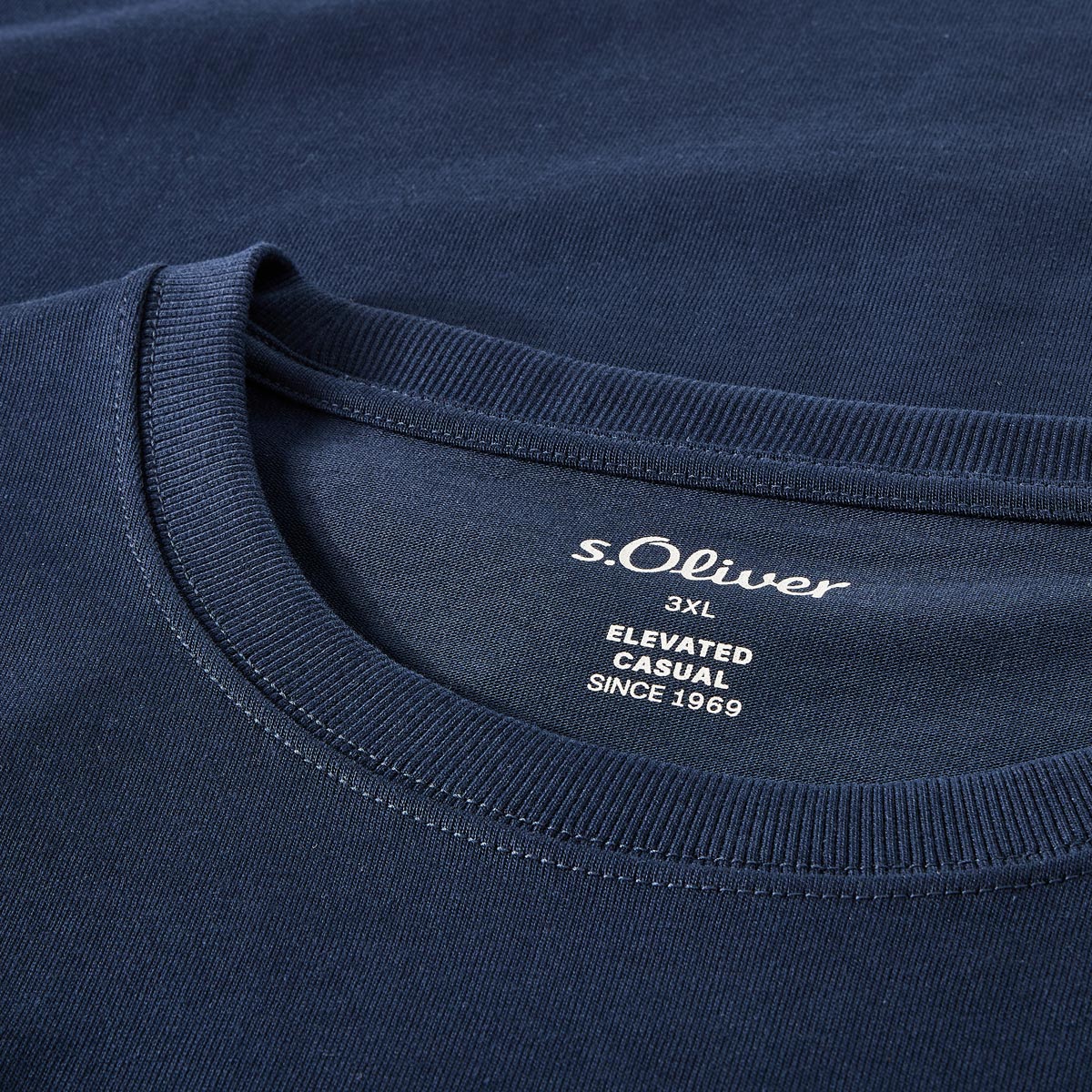 s.Oliver T-Shirt mit Stickerei dunkelblau