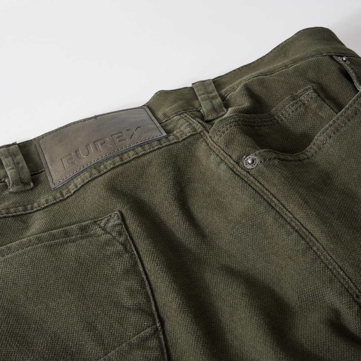 EUREX Jeans „Luke“ mit Stretch, Regular Fit oliv