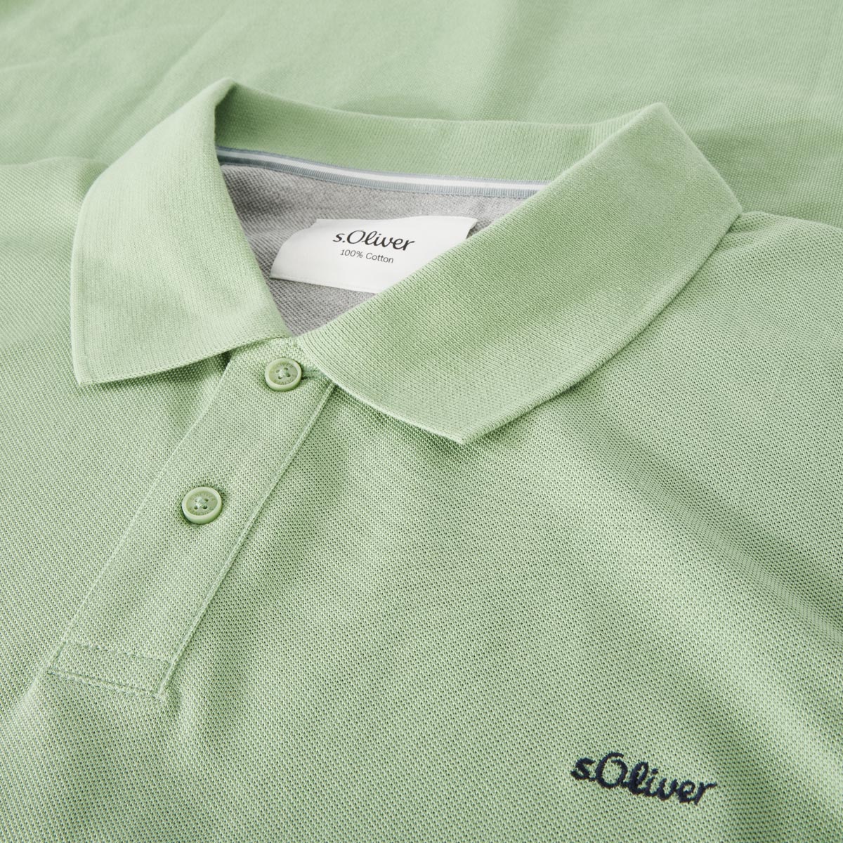 s.Oliver Poloshirt aus Baumwolle grün