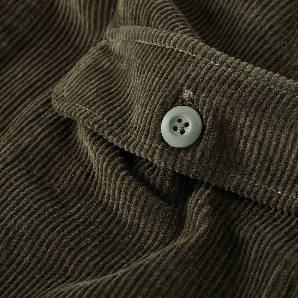 Jack&Jones Overshirt aus Cord oliv