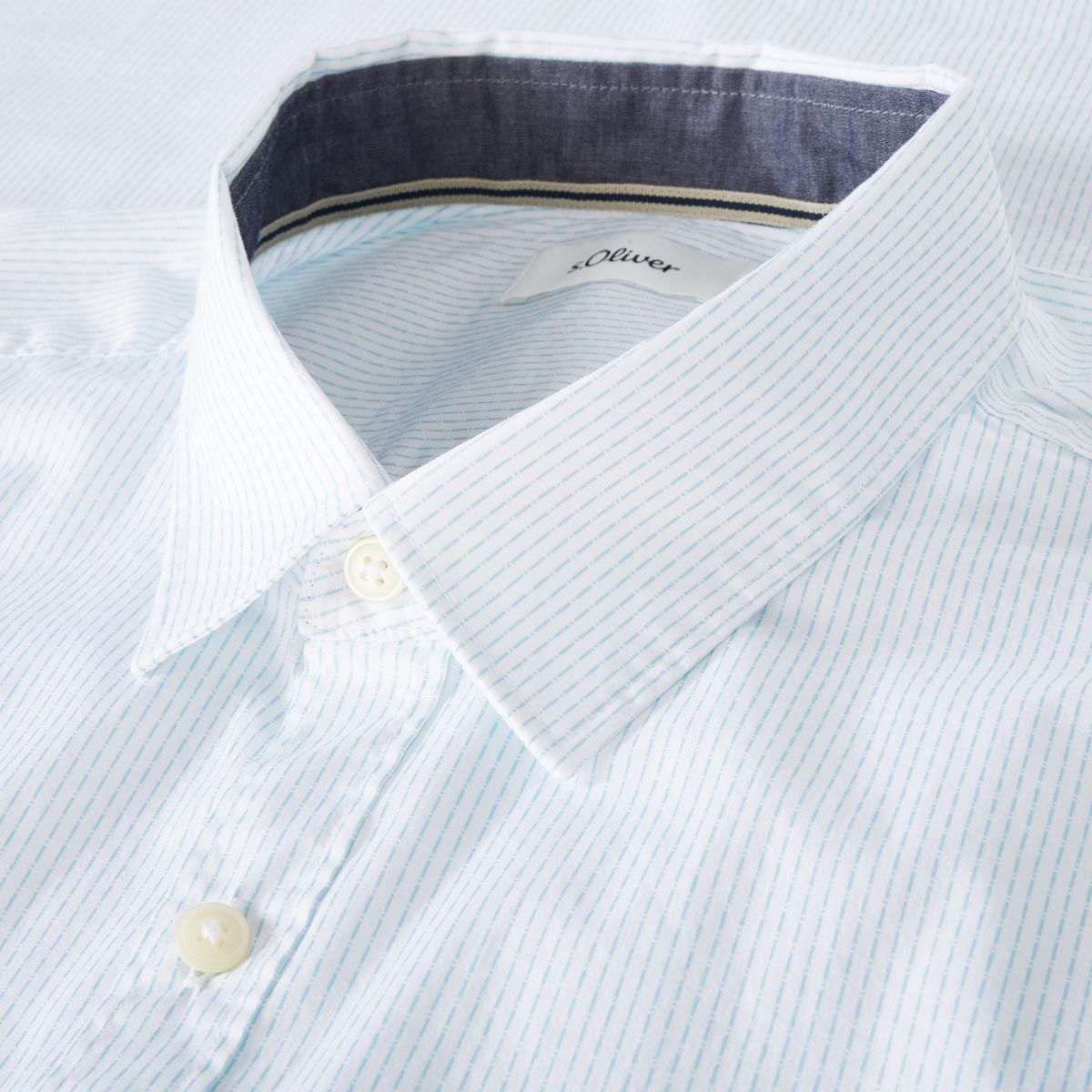 s.Oliver Freizeithemd mit Stretch weiß