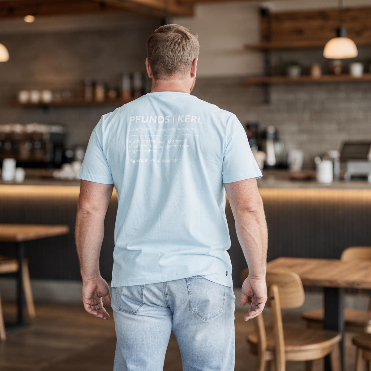 Pfundskerl T-Shirt mit Print auf Vorder- und Rückseite hellblau