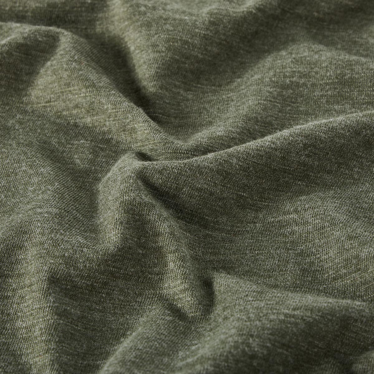 s.Oliver T-Shirt mit Serafinokragen grün