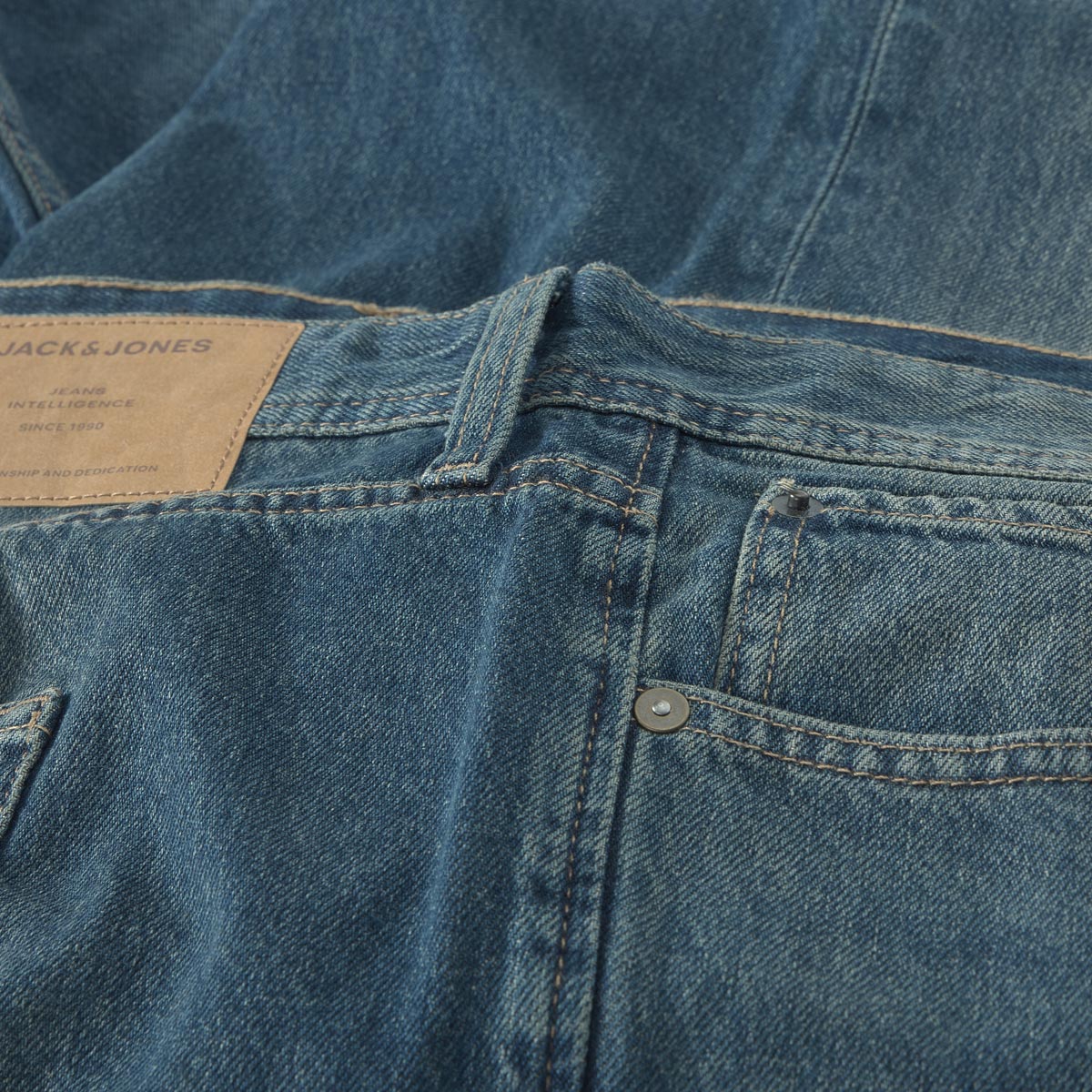 Jack&Jones Jeans "Chris" mit Used-Waschung, Loose Fit jeansblau