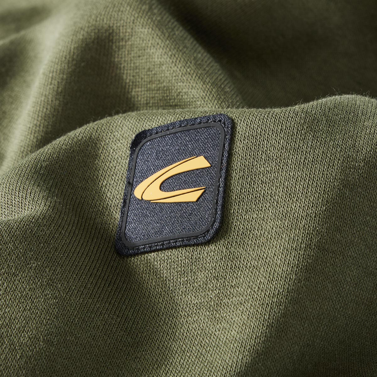 camel active Sweatjacke aus Baumwollmischung oliv