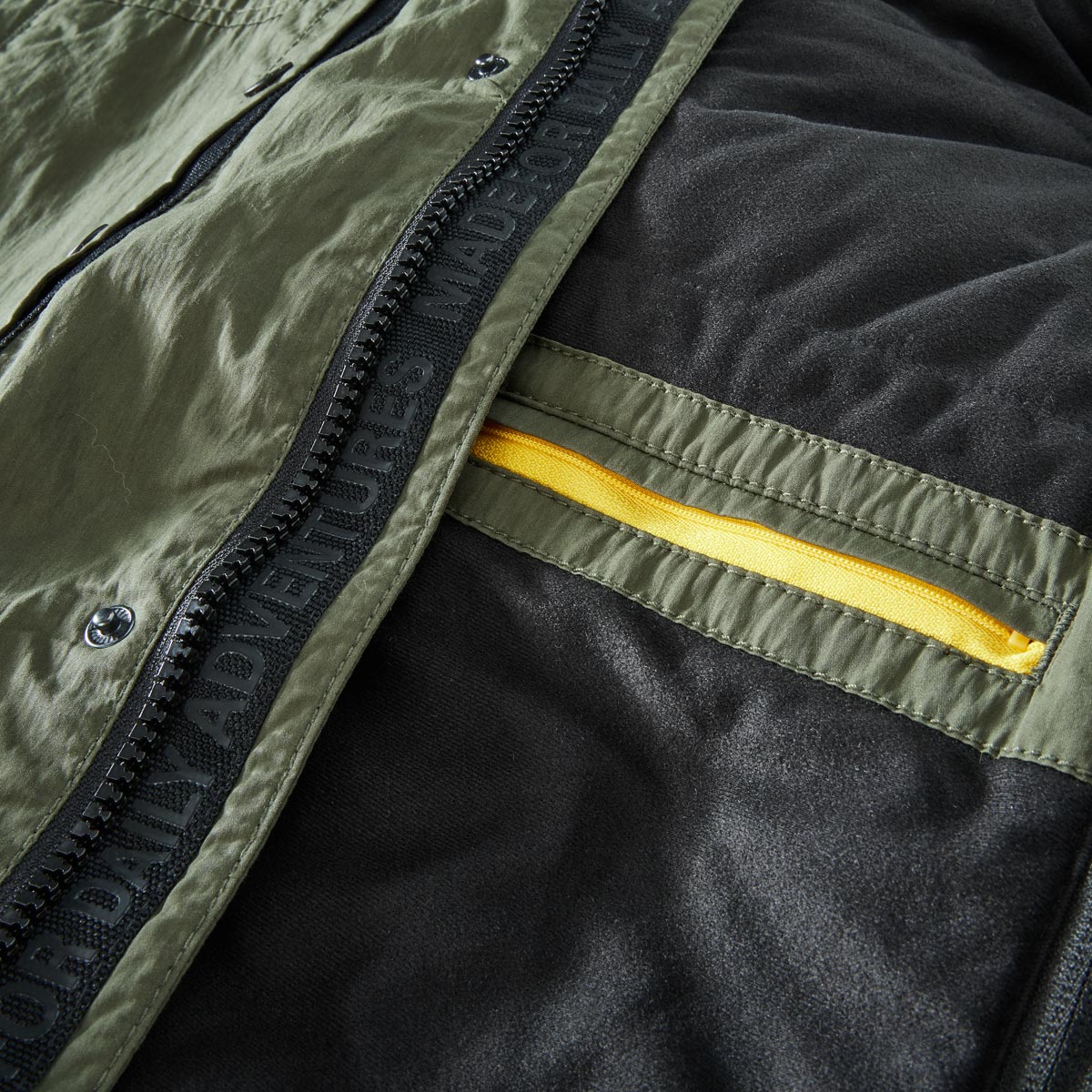 camel active Fieldjacket mit heraustrennbarem Westeneinsatz oliv