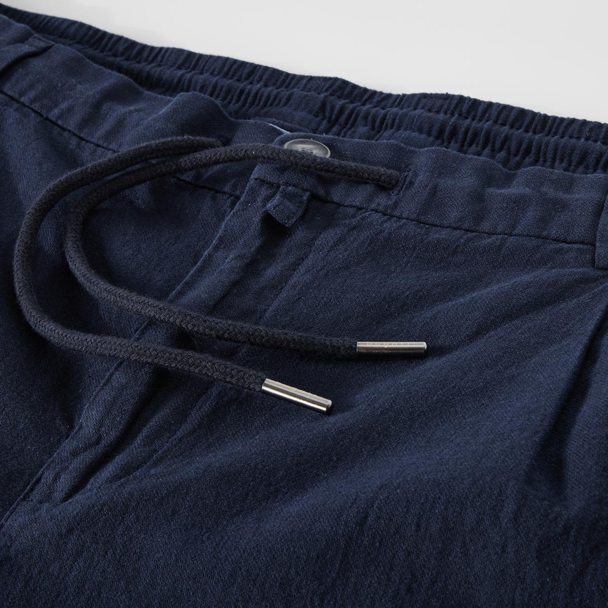 bugatti Stretch-Chino-Shorts mit Leinen marine