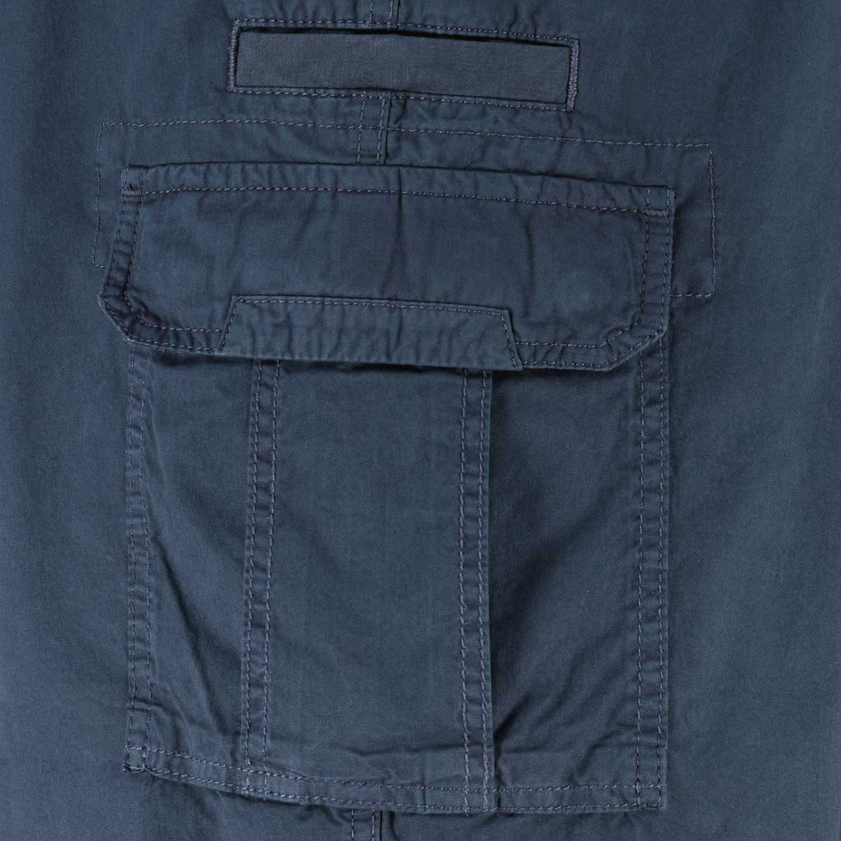 bugatti Cargo-Shorts aus Baumwolle marine