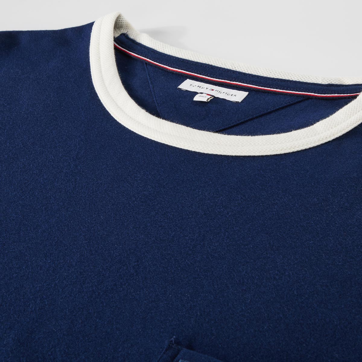 Tommy Hilfiger T-Shirt mit Kontrastdetails dunkelblau