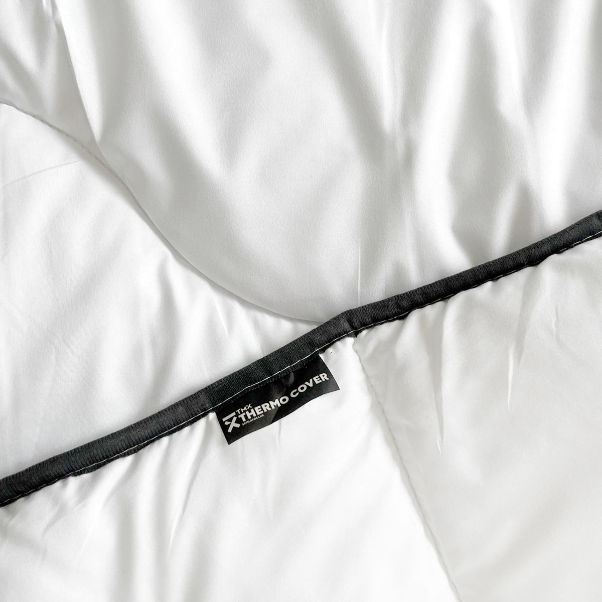 Hydas THERMO COVER - Temperaturregulierende Bettdecke 135 cm x 200 cm weiß