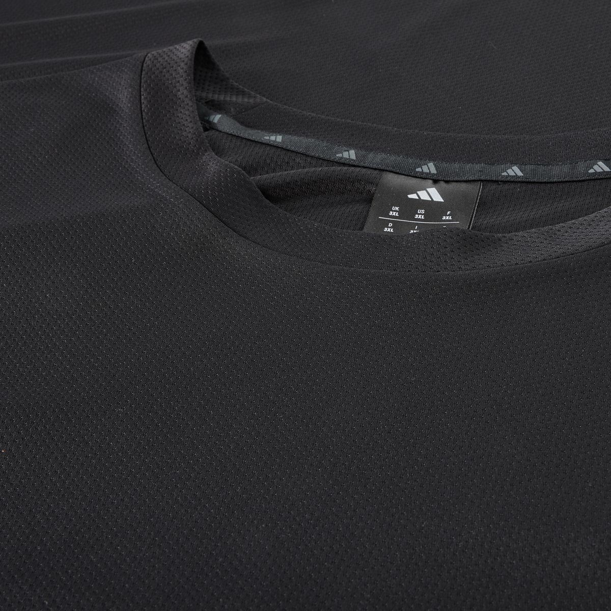 adidas Funktionsshirt, schmutzabweisend und atmungsaktiv schwarz