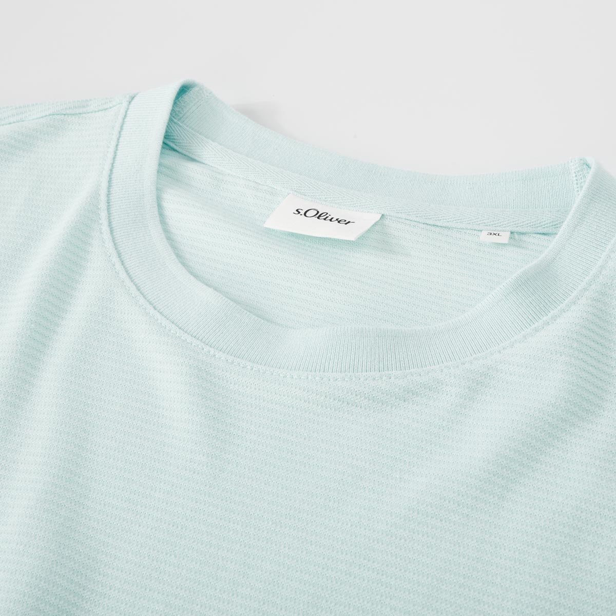 s.Oliver T-Shirt mit Strukturgewebe mint
