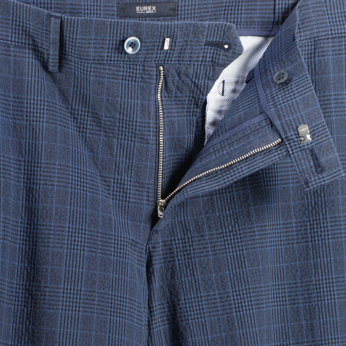 Eurex by Brax Stretch-Chinos "Thilo" in Seersucker-Qualität mittelblau Eurex by Brax Stretch-Chinos "Thilo" in Seersucker-Qualität mittelblau