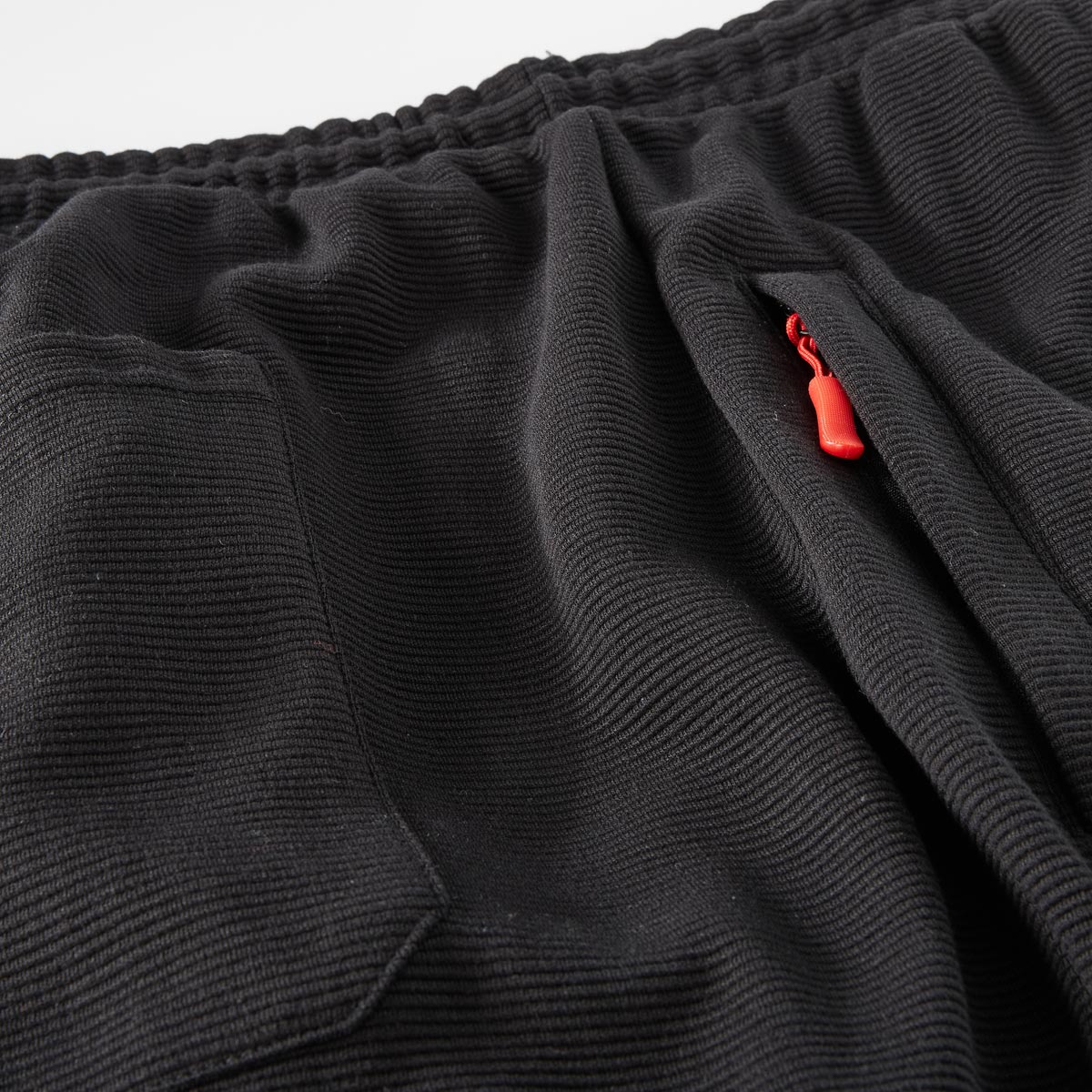 ADAMO Jogging-Shorts mit Struktur schwarz
