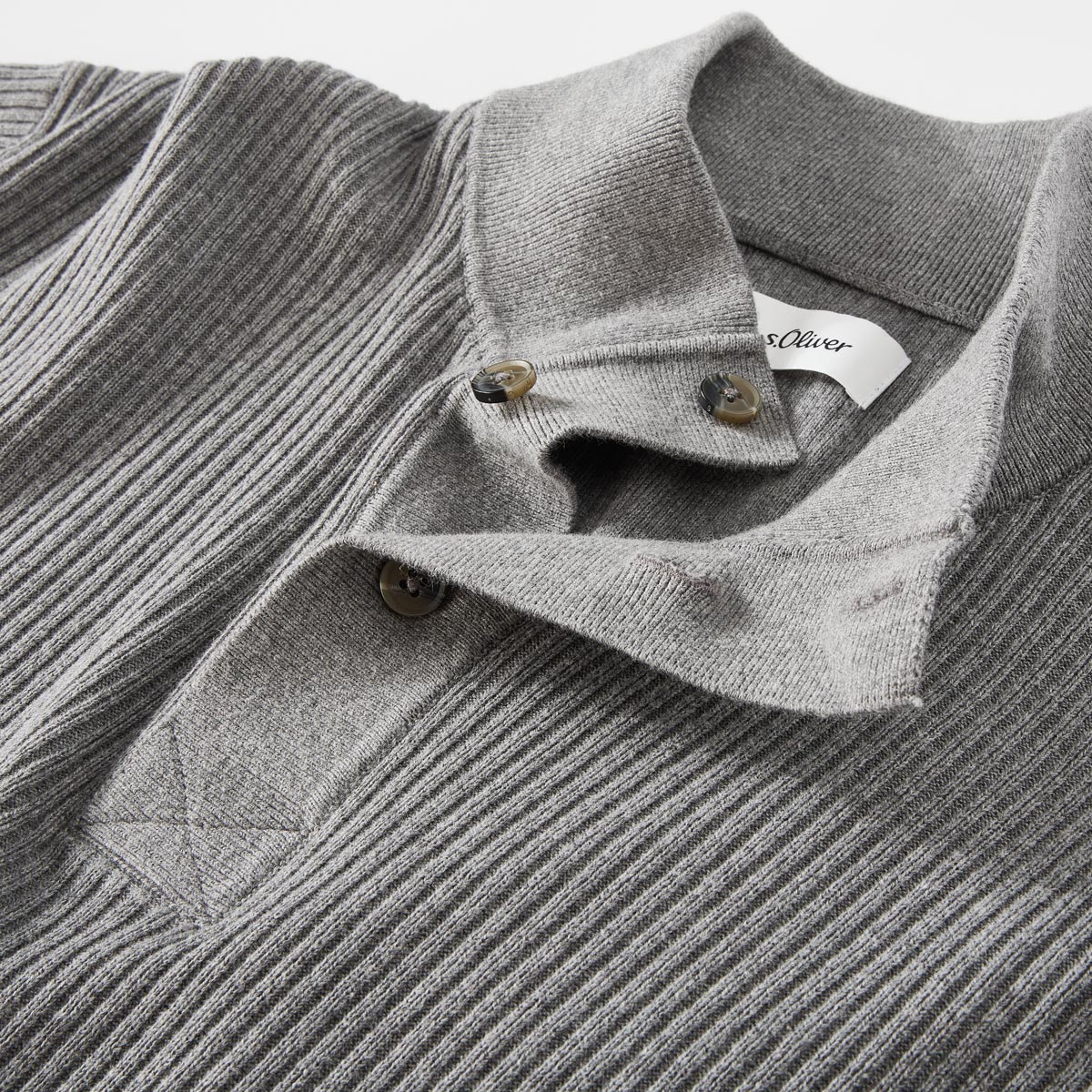 s.Oliver Strickpullover aus Baumwolle grau