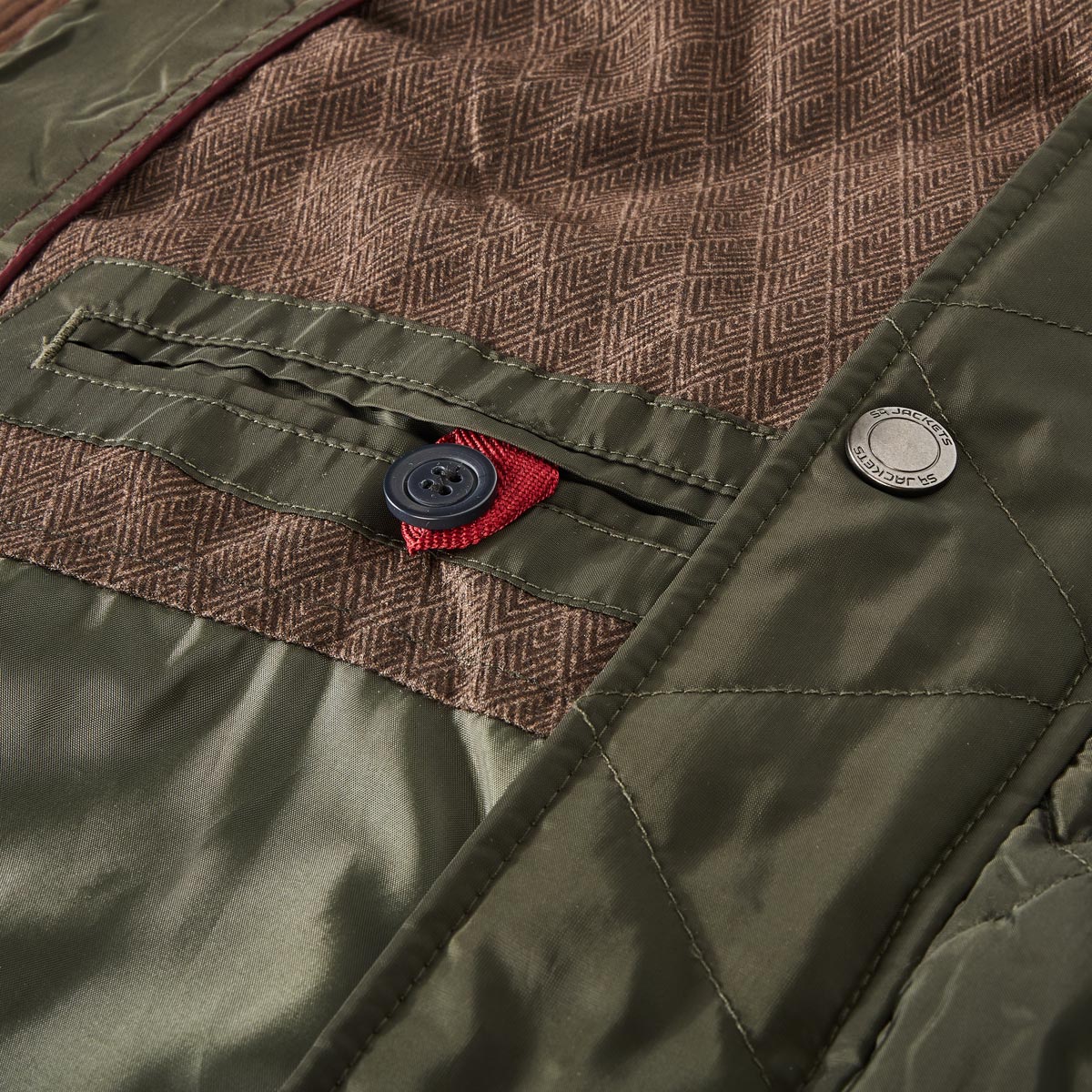 S4 Jackets Steppjacke mit Kontrastdetails, wasserabweisend grün