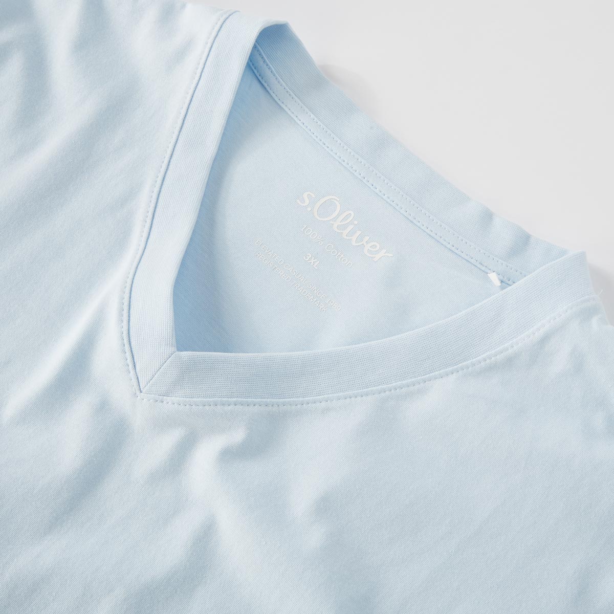 s.Oliver T-Shirt aus Baumwolle hellblau